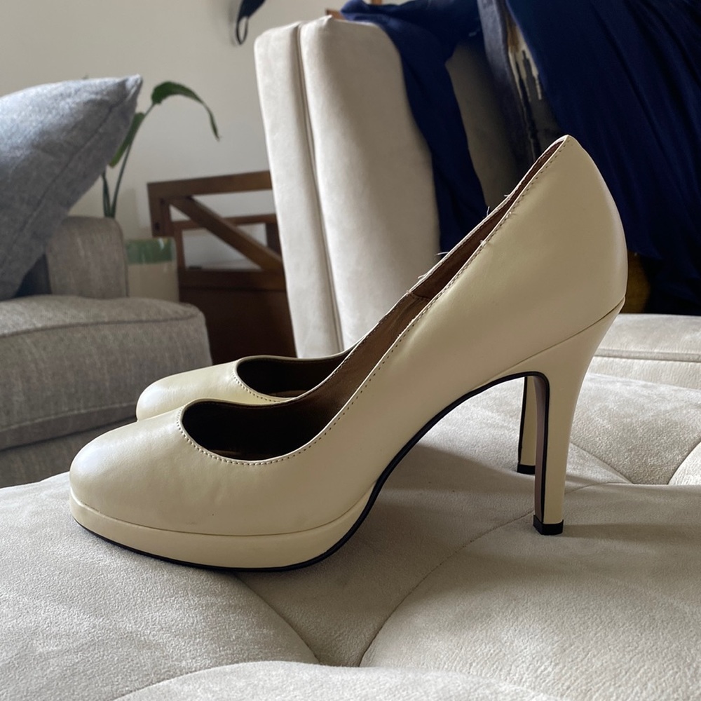 Bijou Pumps
